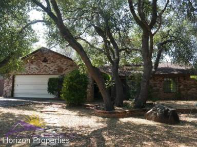 Main picture of 2566 Sterling Dr