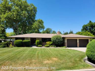 Main picture of 2015 N Phillippi St