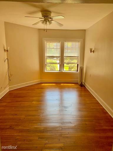Main picture of 1364 W Estes Ave