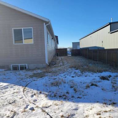 Main picture of 28 Red Oak Dr