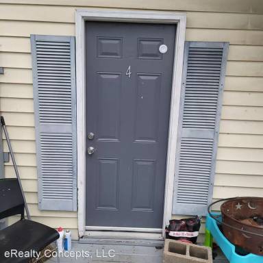 Main picture of 457 Cedar Ave