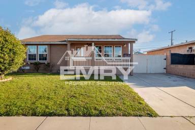 Main picture of 5114 Torrance Blvd