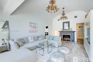 Main picture of 1561 71st St