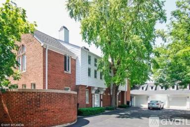 Main picture of 1624 N Larrabee St