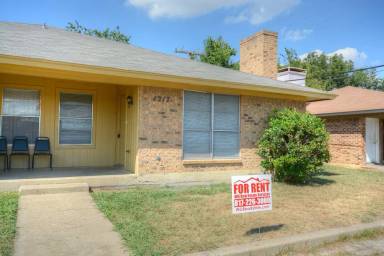Main picture of 1217 Parkway Ct