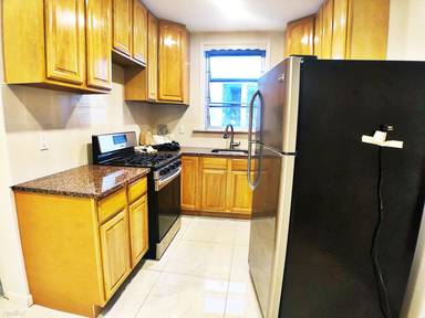 Main picture of 2248 West St