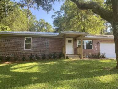Main picture of 808 Dogwood Ct