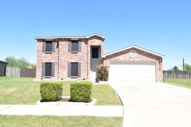Main picture of 3901 Thunder Creek Dr