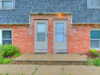 Main picture of 201-203 Wellons Dr