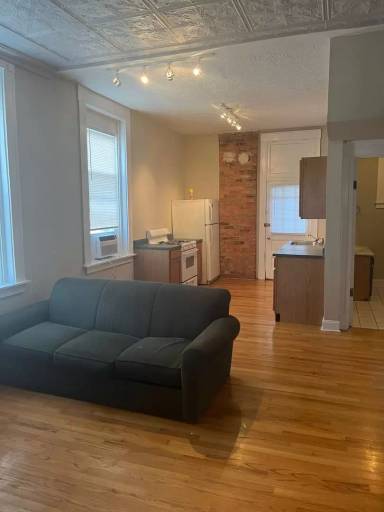 Main picture of 1740 Sherman Ave