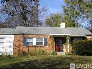 Main picture of 2212 Sheffield Blvd