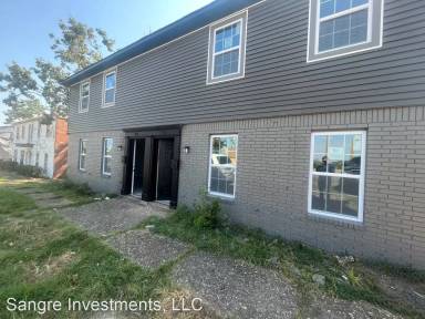 Main picture of 1401 N Shackleford Rd