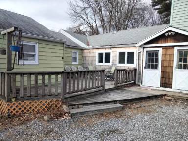 Main picture of 386 Moose Hill Rd