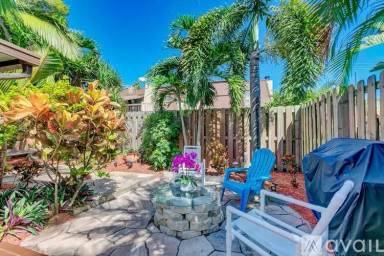 Main picture of 3530 Gardens East Dr