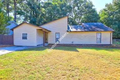 Main picture of 2389 Old Rex Morrow Rd