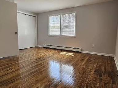 Main picture of 2125 Highland Ave