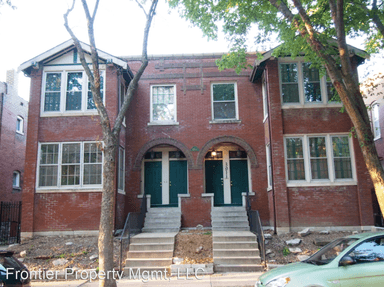 Main picture of 3915 Botanical Ave