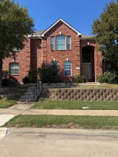 Main picture of 9101 Forest Hills Dr