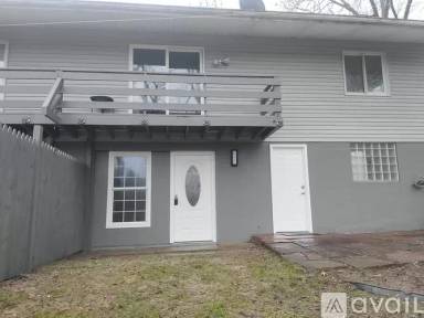 Main picture of 2873 Mohican Blvd