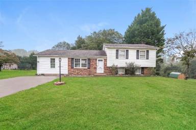 Main picture of 717 Milling Rd