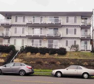 Main picture of 2415 Grand Ave