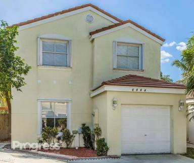 Main picture of 6164 Seminole Ter