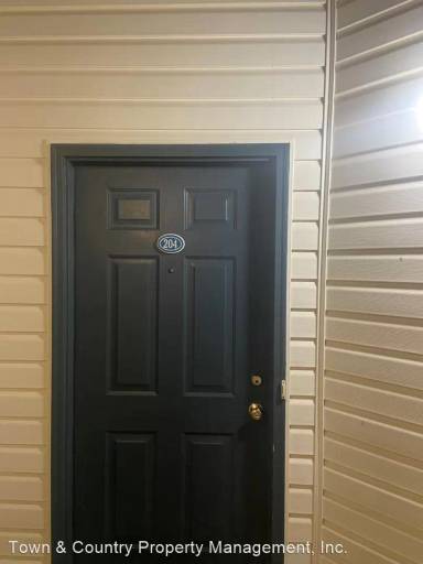 Main picture of 150 Wexford Dr