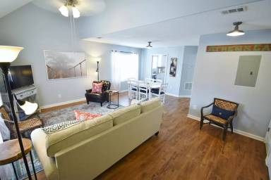 Main picture of 397 Bridgewater Cir