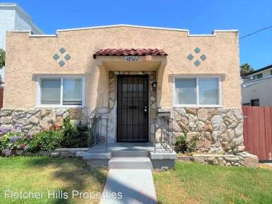 Main picture of 2812 Monroe Ave