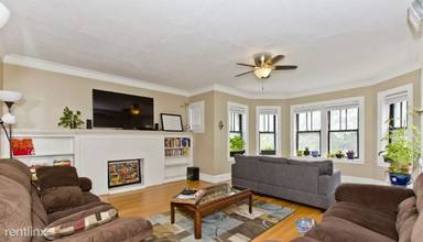 Main picture of 1424 W Winona St