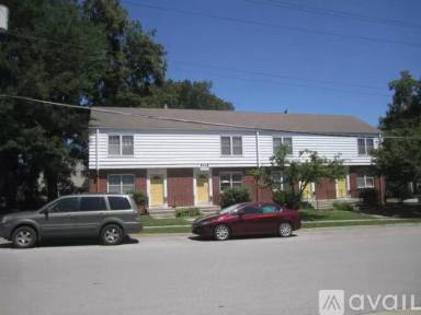 Main picture of 2407 Knapp St