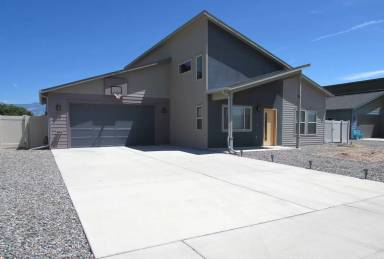 Main picture of 388 Blue River Dr