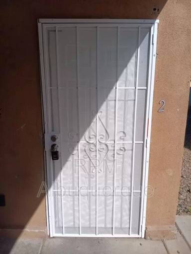 Main picture of 528 Alvarado Dr SE