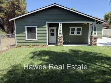 Main picture of 303 W H St