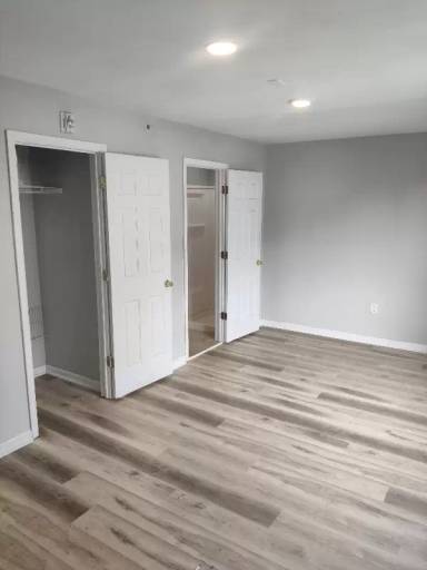 Main picture of 1621 W Oxford St