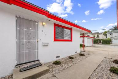 Main picture of 809 Madrid Ave