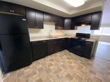 Main picture of 412 Vassar St