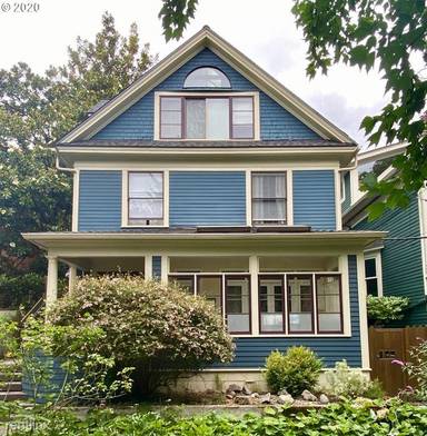 Main picture of 1717 NW Hoyt St