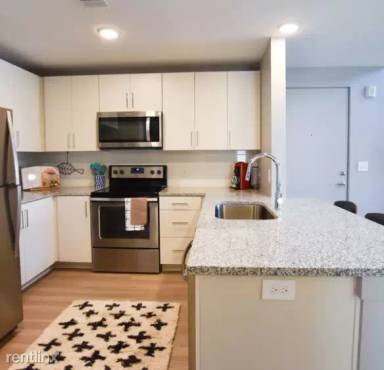 Main picture of 975 Grant St SE