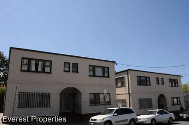 Main picture of 2456 Parker St