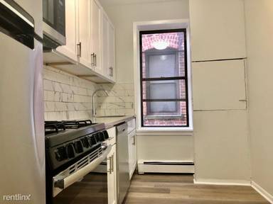 Main picture of 200 Clinton Ave