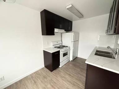 Main picture of 530 N Ardmore Ave