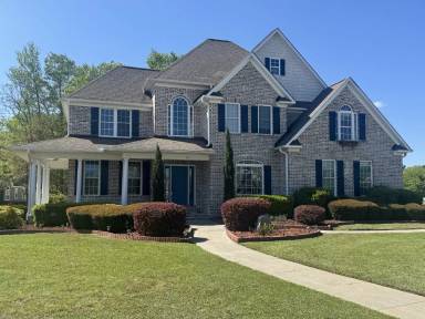 Main picture of 219 Iverleigh Ln