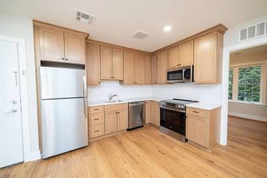 Main picture of 14 N Harrison St