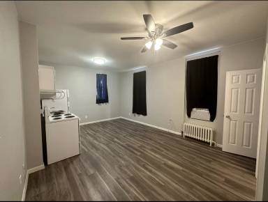 Main picture of 509 E Commercial Ave