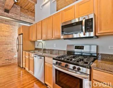 Main picture of 625 W Jackson Blvd