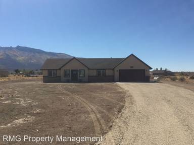 Main picture of 758 Parkridge Pkwy