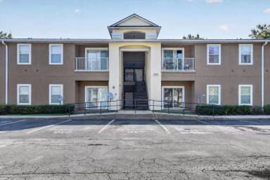 Main picture of Merrill Pines Condo