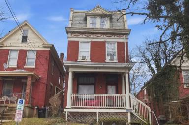 Main picture of 2342 Stratford Ave