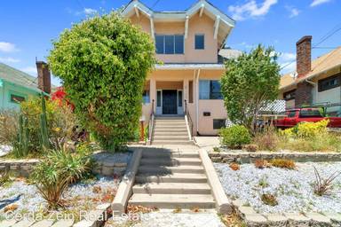 Main picture of 2063 Rosedale Ave